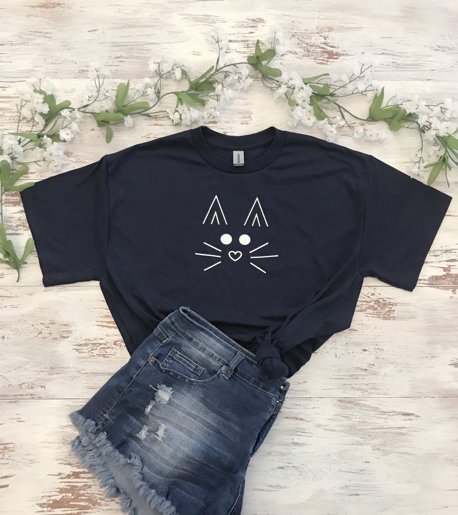 Cat Minimalist Face T-Shirt